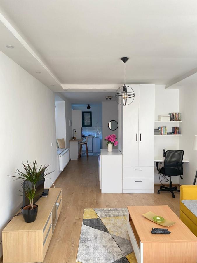 Modern Studio Apartment In The Old Town Sarajevo Exterior photo