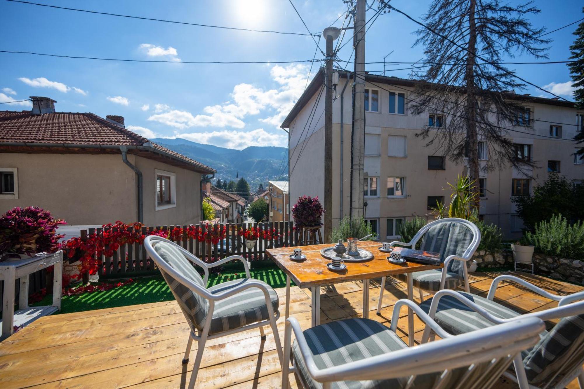 Modern Studio Apartment In The Old Town Sarajevo Exterior photo
